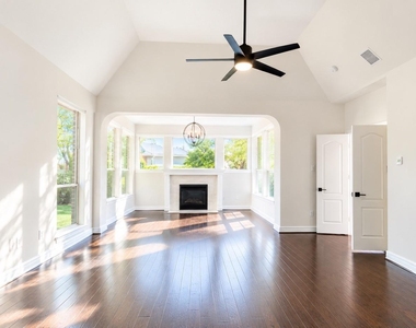 5510 Cherry Creek Bend Court - Photo Thumbnail 10