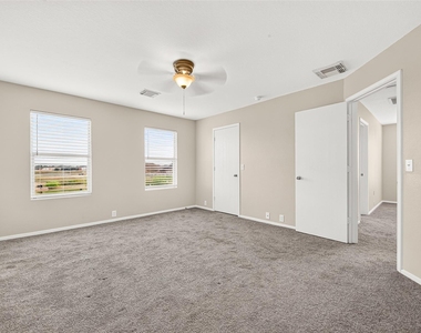 3203 Becker Glen Street - Photo Thumbnail 12