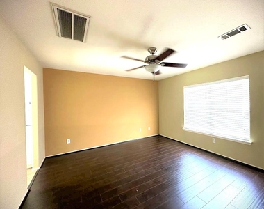 14735 Arbor Trace Court - Photo Thumbnail 8