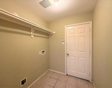 14735 Arbor Trace Court - Photo Thumbnail 16