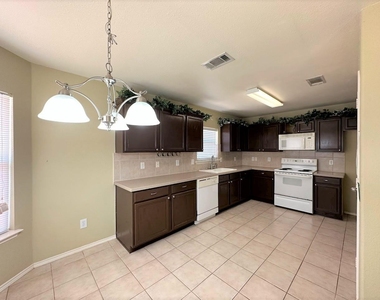 14735 Arbor Trace Court - Photo Thumbnail 12