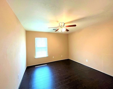 14735 Arbor Trace Court - Photo Thumbnail 15