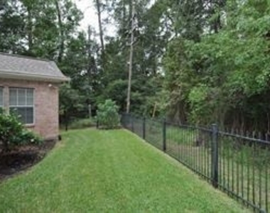 3129 Cedar Knolls Drive - Photo Thumbnail 5