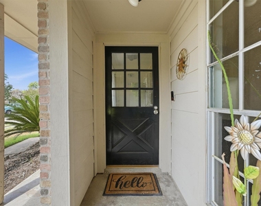 19414 Lazy Valley Drive - Photo Thumbnail 3