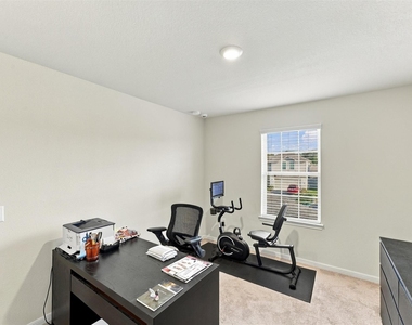 18952 Buckley Oak Drive - Photo Thumbnail 12