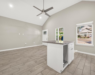 16853 Glenheath - Photo Thumbnail 11