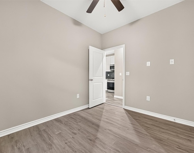 16853 Glenheath - Photo Thumbnail 10