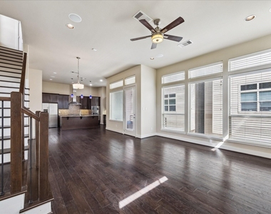 1427 Wagner Street - Photo Thumbnail 12