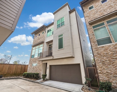 1427 Wagner Street - Photo Thumbnail 11