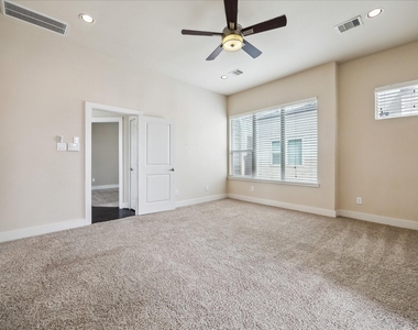 1427 Wagner Street - Photo Thumbnail 24