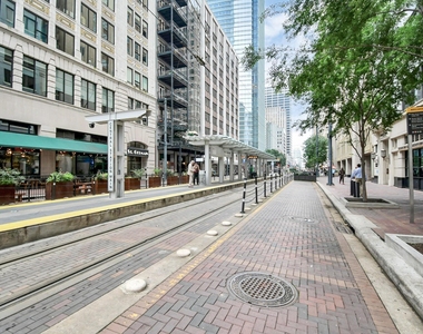 705 Main Street - Photo Thumbnail 28