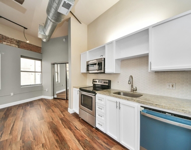 705 Main Street - Photo Thumbnail 8