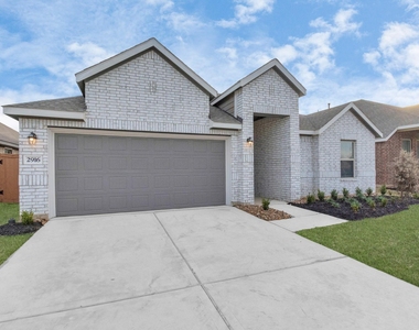 2916 Cordova Hill Drive - Photo Thumbnail 4