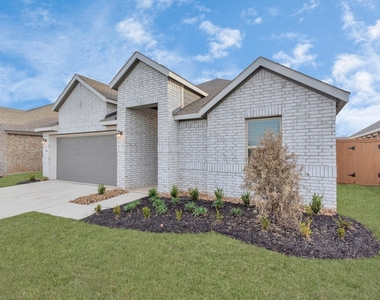 2916 Cordova Hill Drive - Photo Thumbnail 5