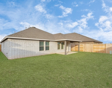 2916 Cordova Hill Drive - Photo Thumbnail 7