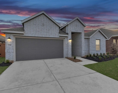 2916 Cordova Hill Drive - Photo Thumbnail 3