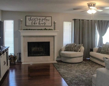 1500 S Diamondhead Boulevard - Photo Thumbnail 3