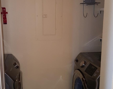 3505 Sage Road - Photo Thumbnail 27