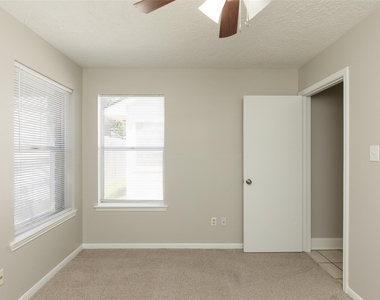 1923 Havenhouse Drive - Photo Thumbnail 19