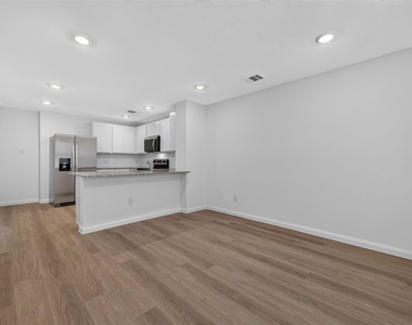 13054 Turret Bend Way - Photo Thumbnail 6