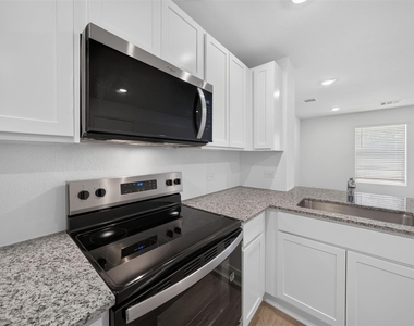 13054 Turret Bend Way - Photo Thumbnail 13