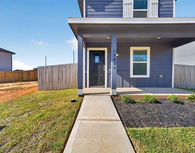13054 Turret Bend Way - Photo Thumbnail 3