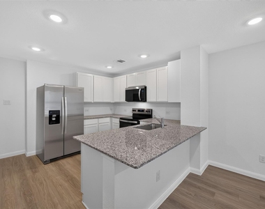 13054 Turret Bend Way - Photo Thumbnail 9