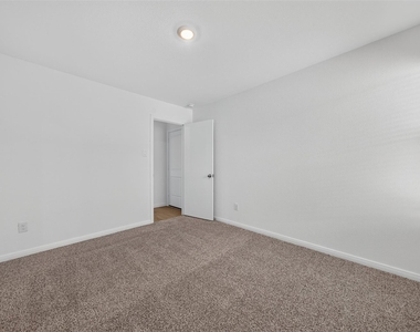 13054 Turret Bend Way - Photo Thumbnail 20