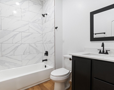 14390 Half Circle Street - Photo Thumbnail 17