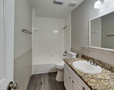14518 Enola Drive - Photo Thumbnail 17