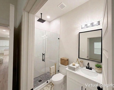 326 Clearwater Street - Photo Thumbnail 13