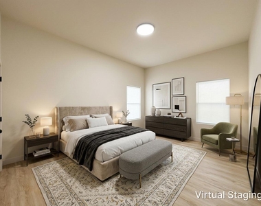 326 Clearwater Street - Photo Thumbnail 11