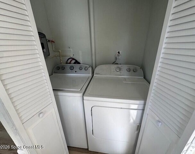 2343 Grant Street - Photo Thumbnail 8