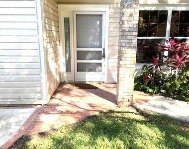 356 Kilmarnock Place - Photo Thumbnail 5