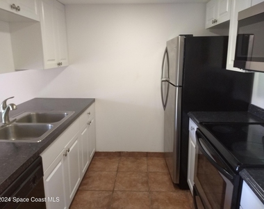 120 San Paulo Circle - Photo Thumbnail 4