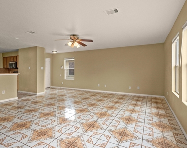 1119 Mossy Branch Street - Photo Thumbnail 5
