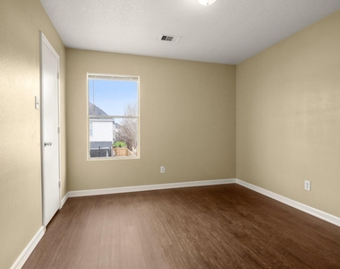 1119 Mossy Branch Street - Photo Thumbnail 21