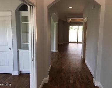 1539 Tullagee Avenue - Photo Thumbnail 16