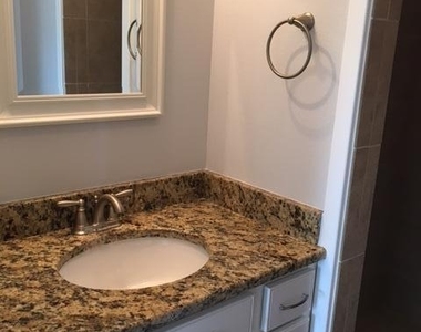 1539 Tullagee Avenue - Photo Thumbnail 18