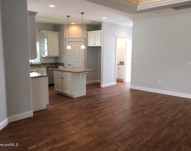 1539 Tullagee Avenue - Photo Thumbnail 4