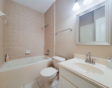 17918 Skyline Arbor Terrace - Photo Thumbnail 34