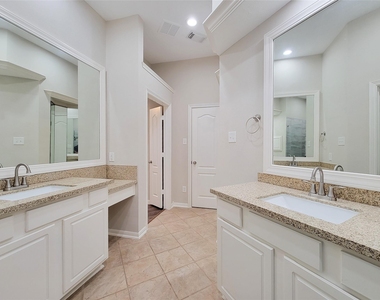 17918 Skyline Arbor Terrace - Photo Thumbnail 25
