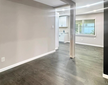 11414 Lemond Drive - Photo Thumbnail 3