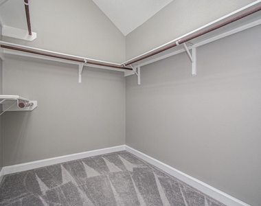 8302 Kerrington Glen Drive - Photo Thumbnail 31