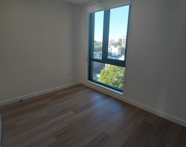 Pacific Street - Photo Thumbnail 9