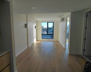 Pacific Street - Photo Thumbnail 14