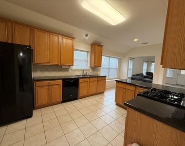 24427 Tucker House Lane - Photo Thumbnail 6