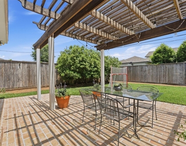 1006 Prince Street - Photo Thumbnail 30