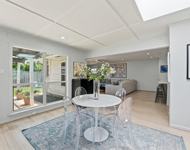 1006 Prince Street - Photo Thumbnail 8