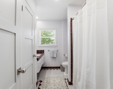 1006 Prince Street - Photo Thumbnail 20